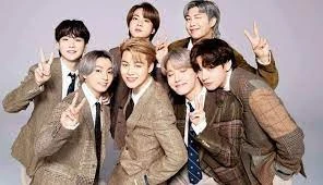 کنسرت بی تی اس 2022 (پارت سوم) - اهنگ های- love - boys with luv- serendipity - 
