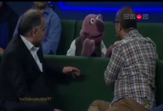 طعنه جناب خان به دلار و یورو