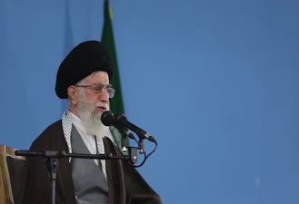 آیت‌الله خامنه‌ای دوران بزن و در رو گذشته است
