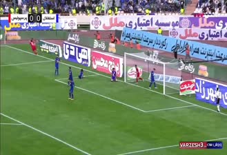 گل اول پرسپولیس به استقلال