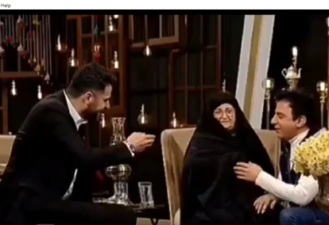 هندی خوندن عمو پورنگ و افشاگری مادرش در شب یلدا