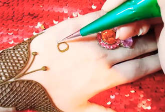آموزش طراحی و دیزاین حنا