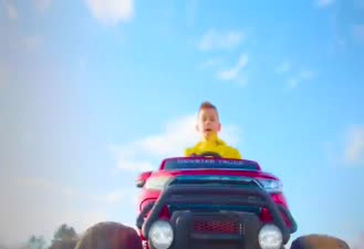 برنامه کودک کیندر / کامیون در کارواش / Trucks at the Toy Car Wash / Kinder 