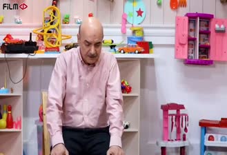 سریال مهمونی / هرجوری میخواد راضیش کنه راضی نمیشه