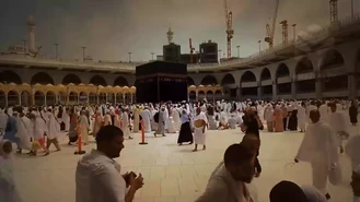 اتفاقا ت عجیب و باور نکردنی  که در کعبه رخ داده وضبط دوربین شده