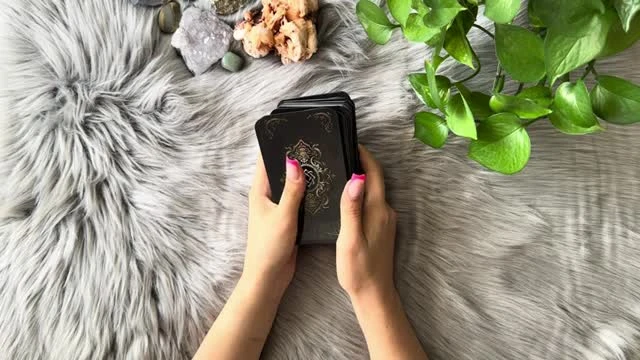 راز های ناگفته ی او ! احساس واقعی او به تو ؟|