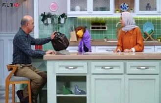 سریال مهمونی / داری من رو میزنی جلوی آقای طهماسب