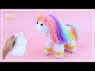 آموزش ساخت تک شاخ خوشگل با جوراب 🦄 / نحوه دوخت اسباب بازی بدون الگو  