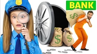 برنامه کودک خانواده خندان / ماجراجویی تعقیب و گریز افسر پلیس سوار ماشین اسباب بازی 