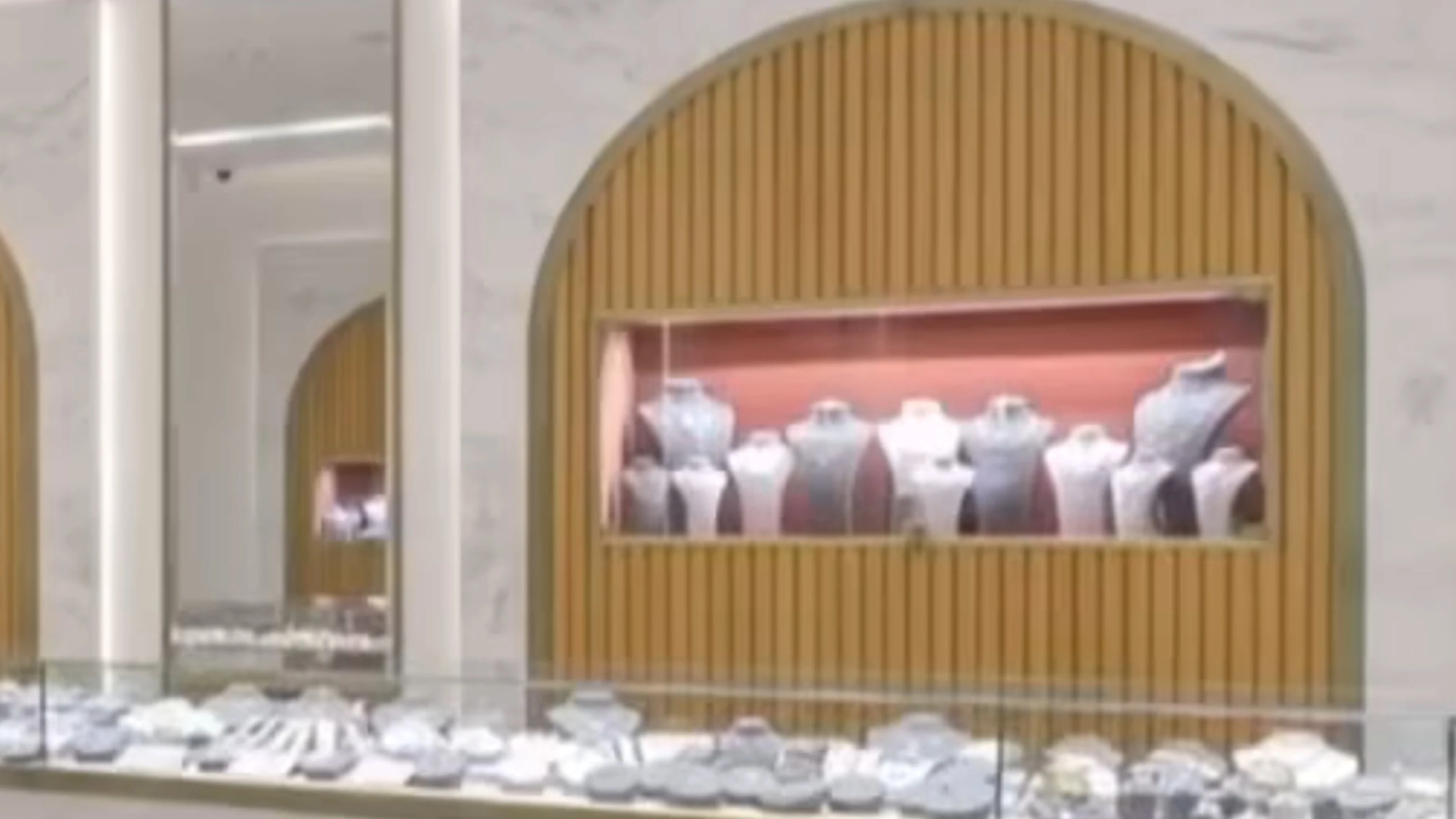 تجهیزات طلافروشی/راز درخشش جواهرات ✨